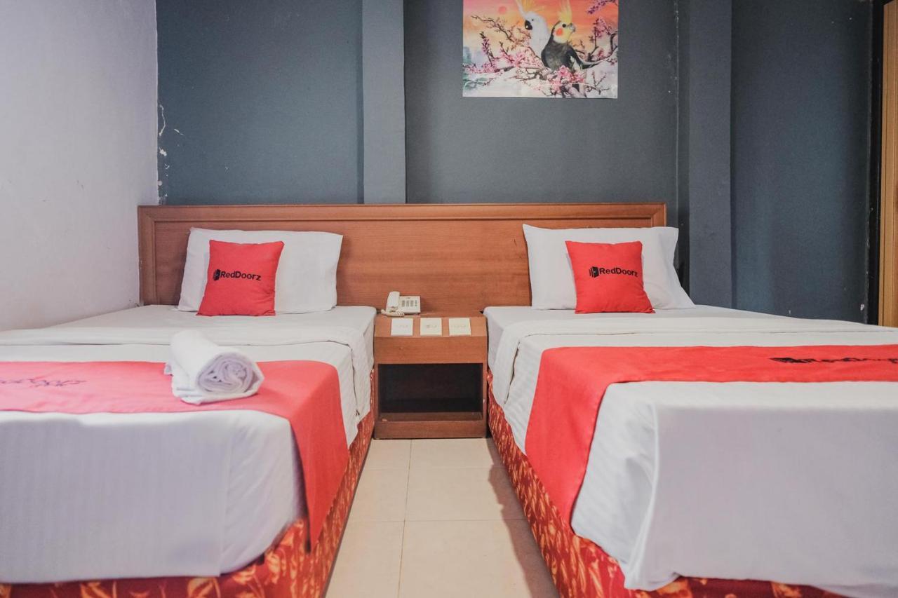 Reddoorz Near Nagoya Hill Mall Batam 5 Экстерьер фото
