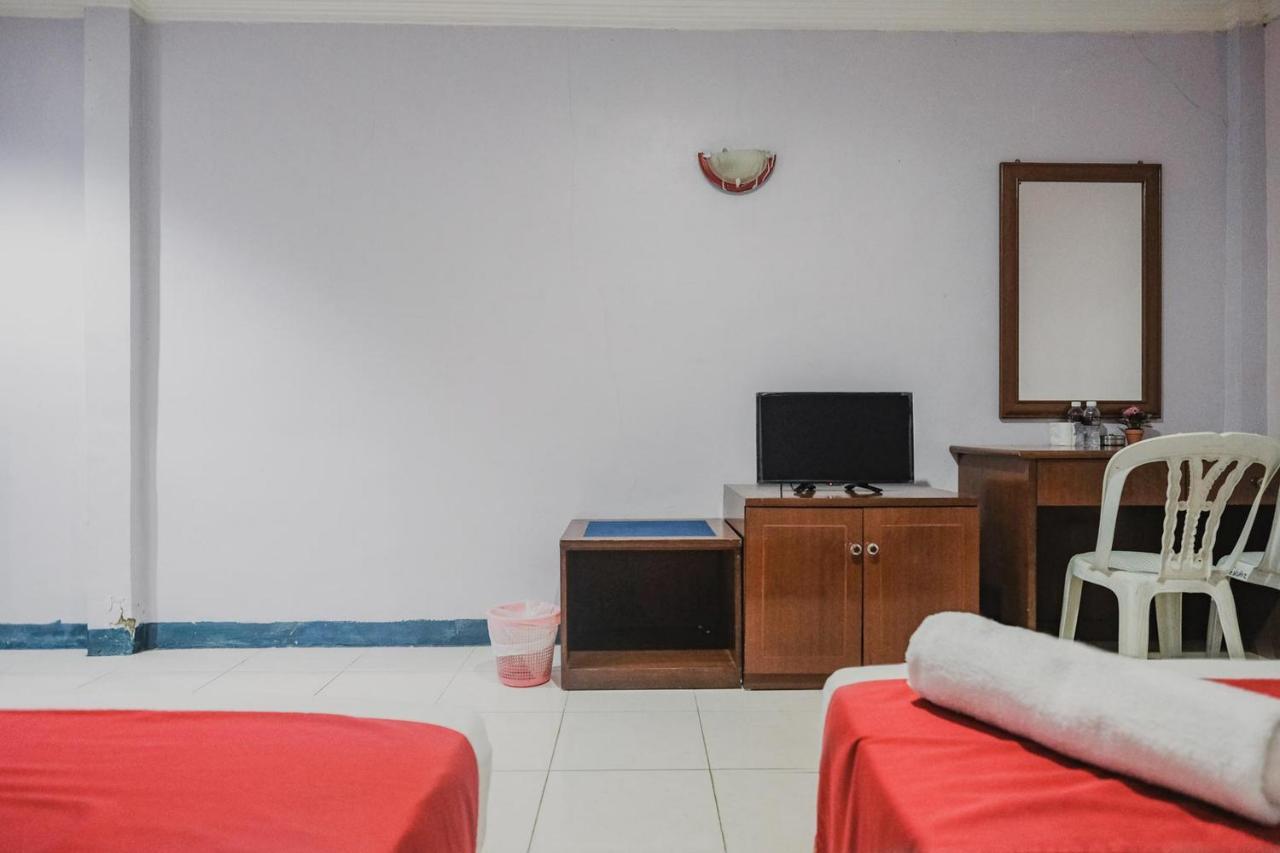 Reddoorz Near Nagoya Hill Mall Batam 5 Экстерьер фото